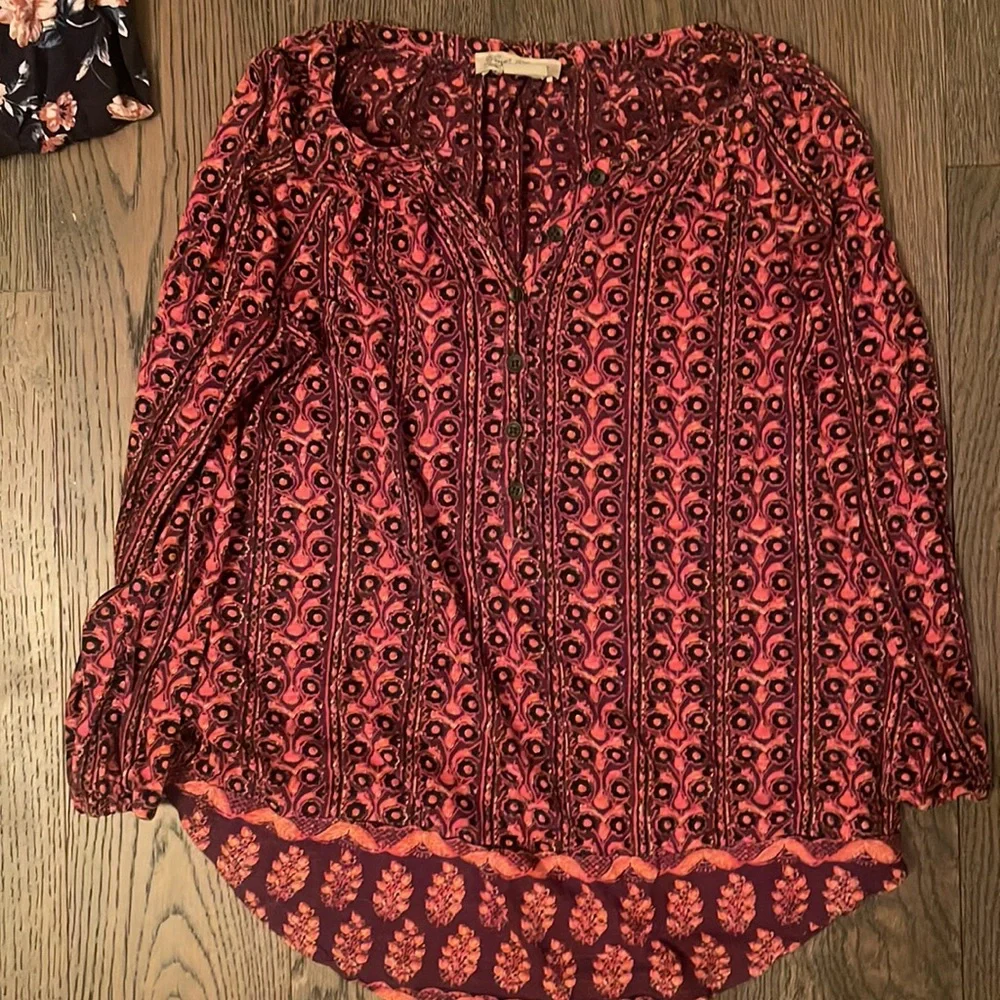 Lot of two boho style shirts good used condition - Picture 5 of 7